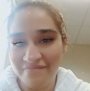 Meet your Posher, Yvette